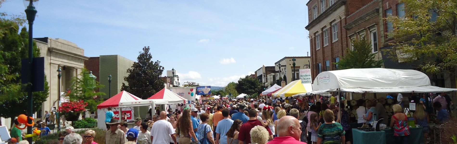 Apple Harvest Festival 2024 Waynesville Nc Donny Genevra